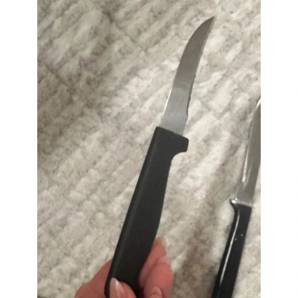 Sharp 2000 Stainless Steel Steak Knives Set of 2‎ Serrated Black Handle Japan